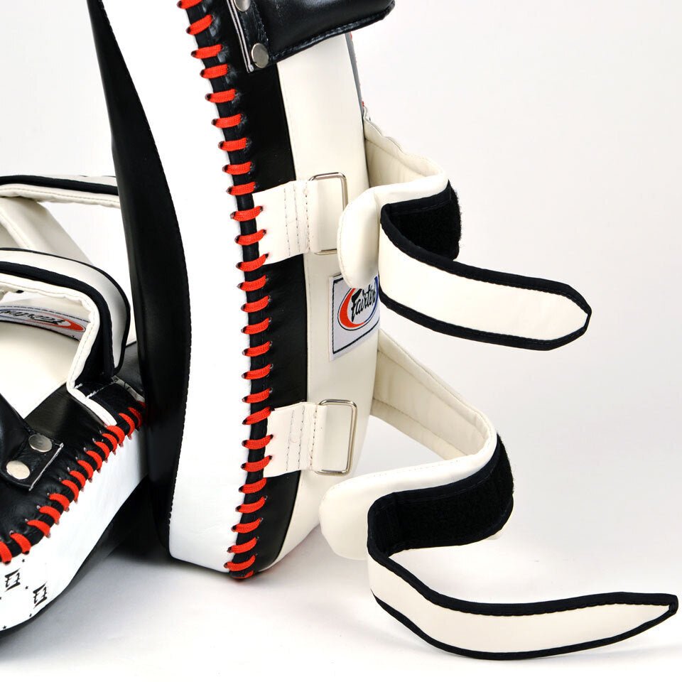 FAIRTEX - SMALL Curved Thai Pads (KPLC1)