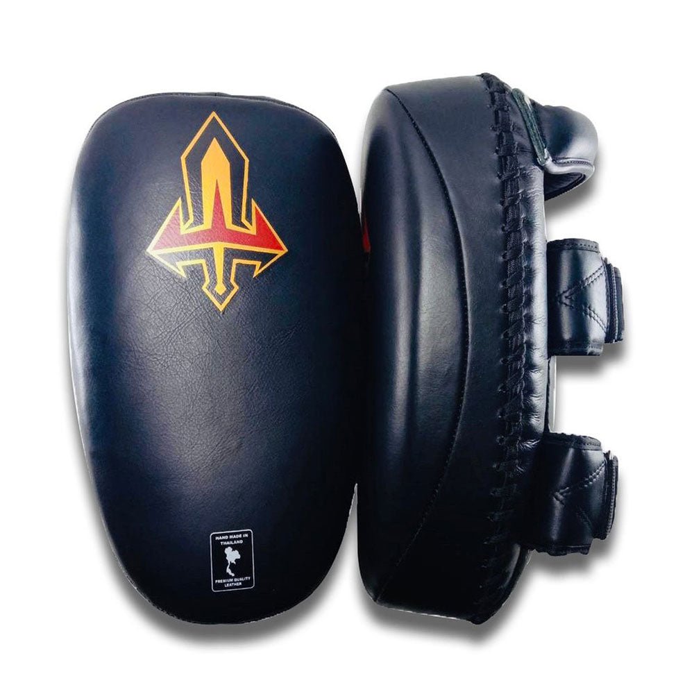 Black Focus Mitts Muay Thai Equipment