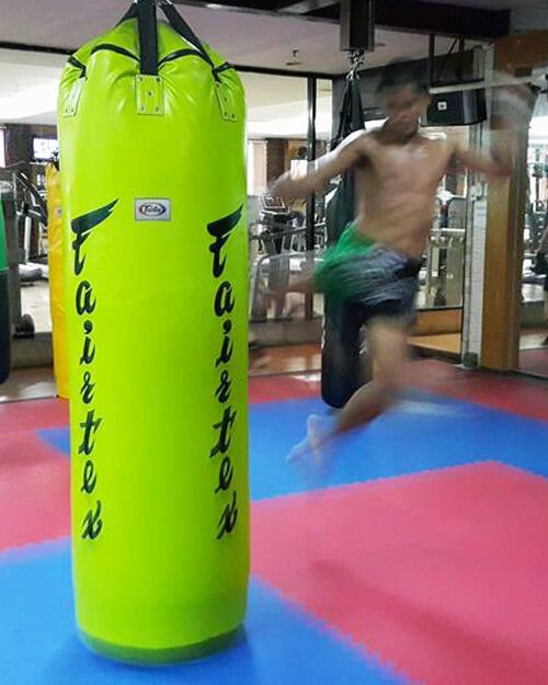 Heavy Bag Kick